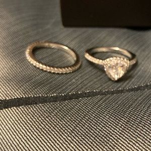 Set of Silver and Crystal Rings, Sz 5